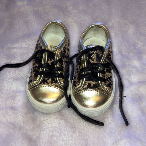 Baby Michael Kors Sneakers ✨ - Picture 1 of 6